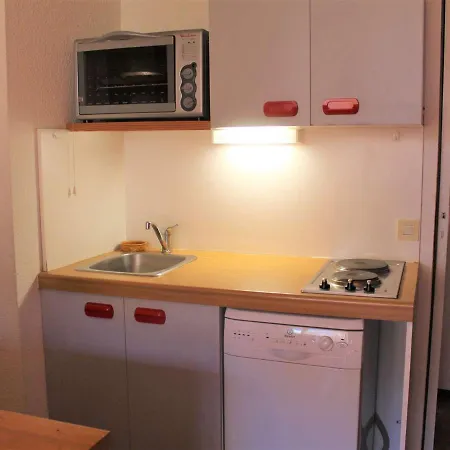 Cosy A Vars Sainte Marie, 4 Couchages, Balcon Sud, A 300m Des Pistes Et Commerces - Fr-1-330b-202 Apartment *