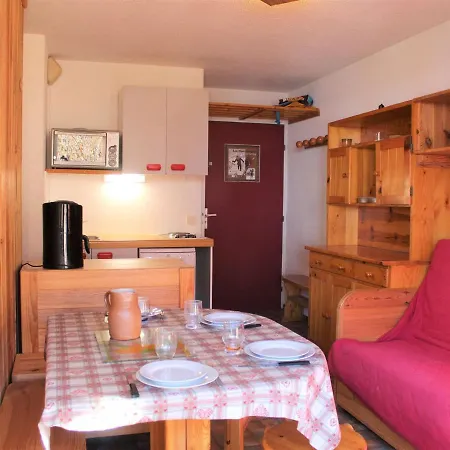 Cosy A Vars Sainte Marie, 4 Couchages, Balcon Sud, A 300m Des Pistes Et Commerces - Fr-1-330b-202 Vars (Hautes-Alpes)
